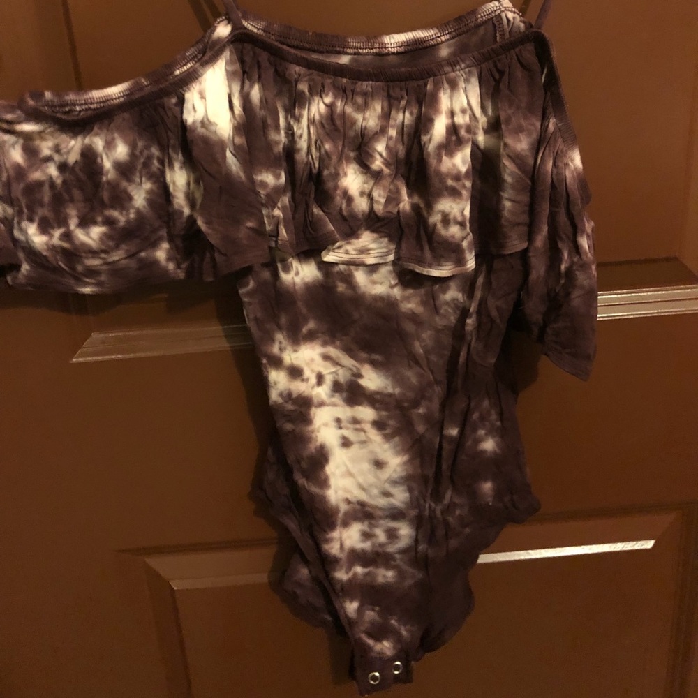 American Eagle off the shoulder body suit